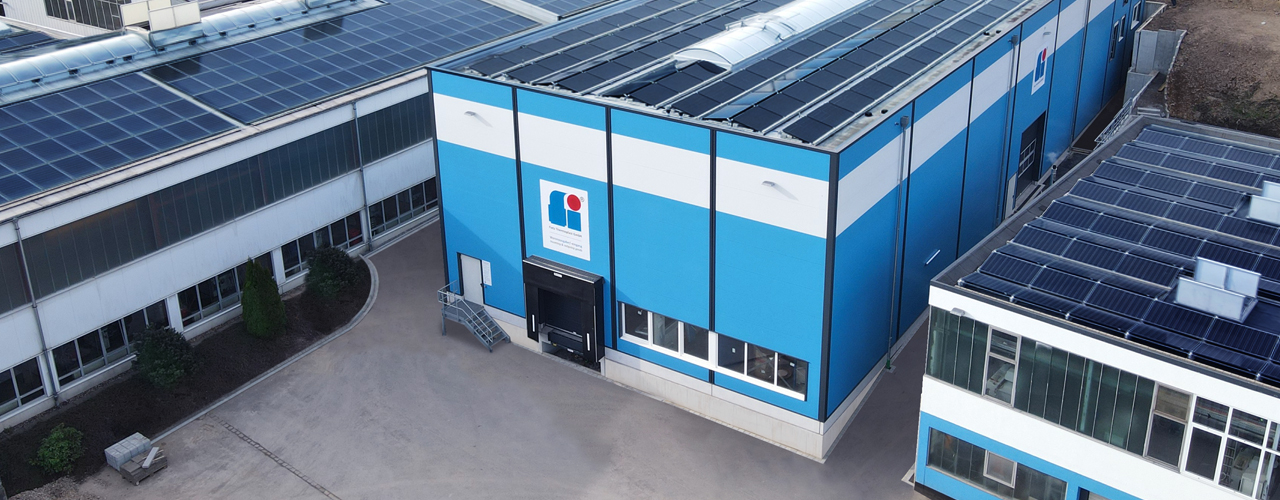 CO<sub>2</sub>-neutrale Lager- und Logistikhalle